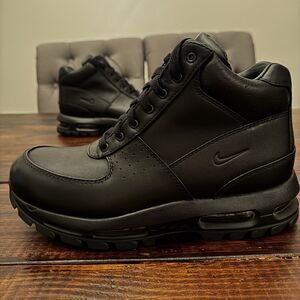 Nike Air Max Goadome ACG Triple Black Boots